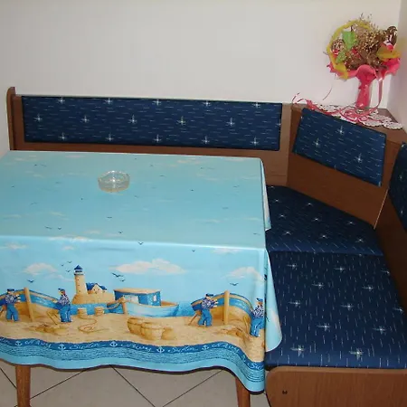 Apartments Nik - 50 M From The Sea